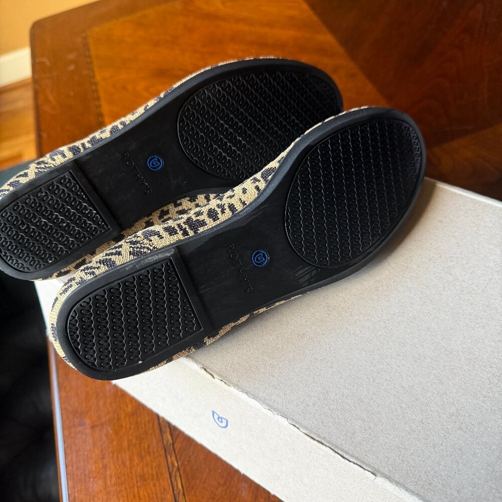 Rothy's Leopard Print Round Toe Flats Size 8 - Picture 3 of 4